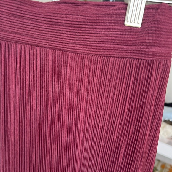 Zara skirt - Picture 2 of 4